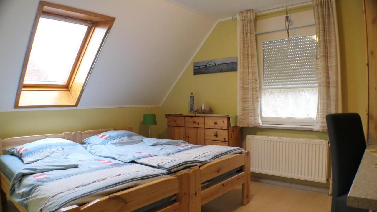 Ein Haus Am Kornfeld Apartment Fehmarn Exterior foto